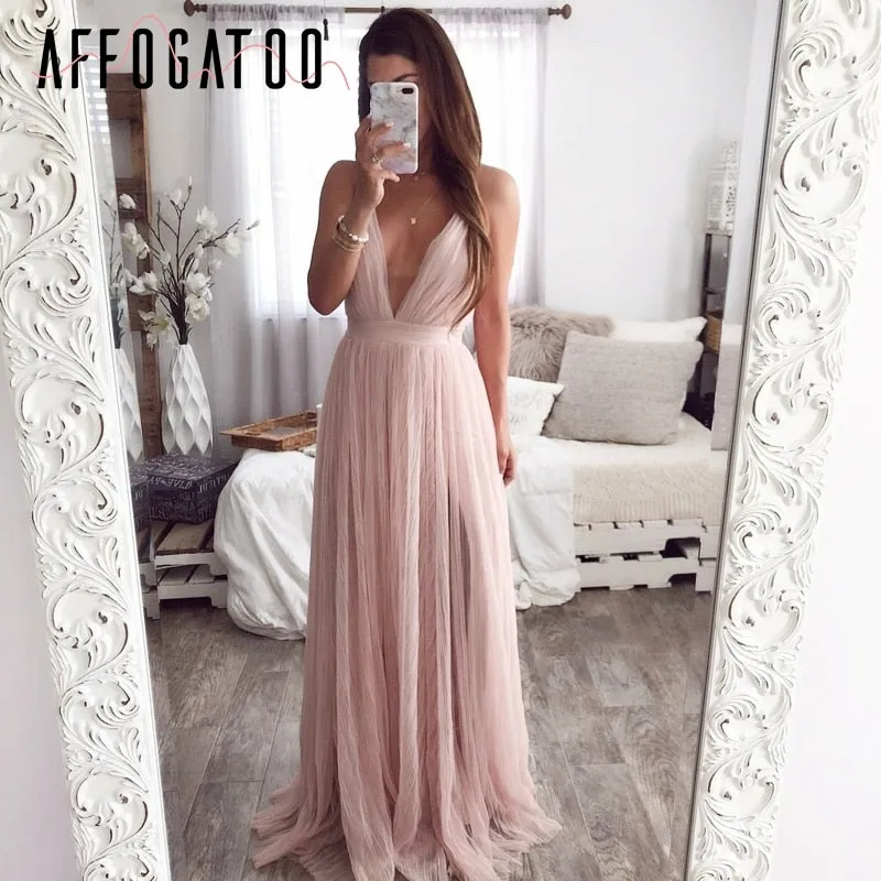Elegant lace evening maxi dress