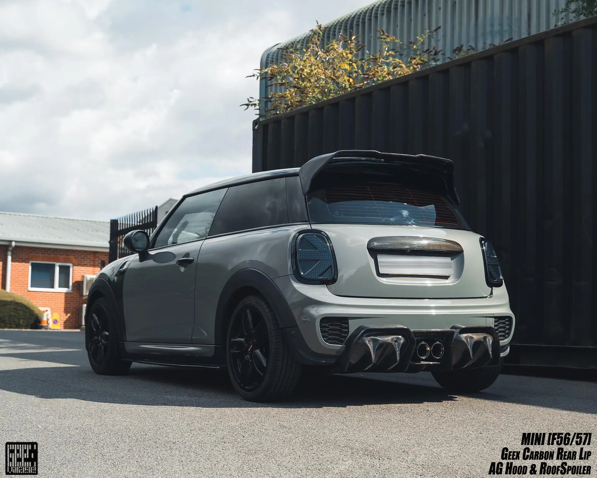 Geex Village Side Skirts for MINI Cooper JCW S Base F56 2014-ON (Fits Both Pre-LCI & LCI) Carbon Fiber/FRP